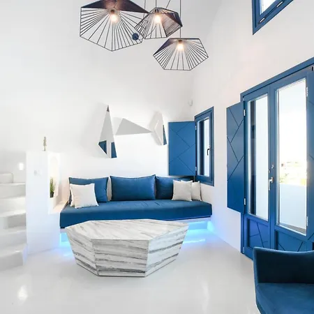 Blue White Villa Monolithos (Santorini)